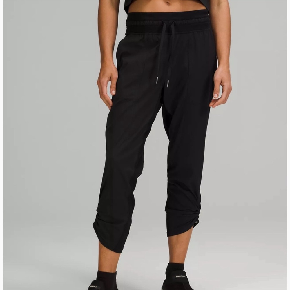 Lululemon Dance Studio Crop Pants